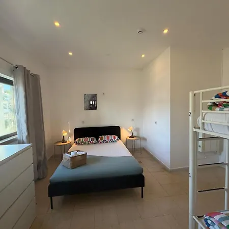 Homestay Blife Sunya Private Near Airport And Nature Faro