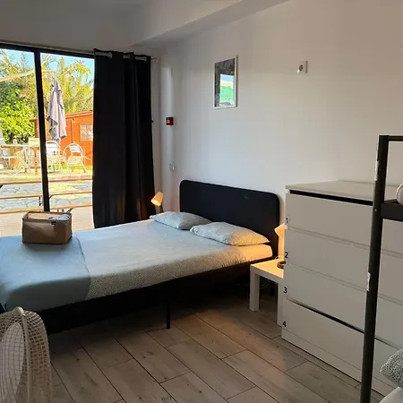 Δωμάτια σε οικογενειακή κατοικία Blife Sunya Private Near Airport And Nature Φάρο